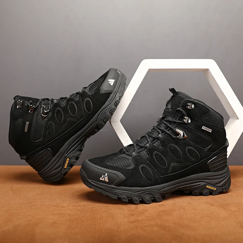 Boots montantes – détail semelle grip tout terrain – randonnée hiver